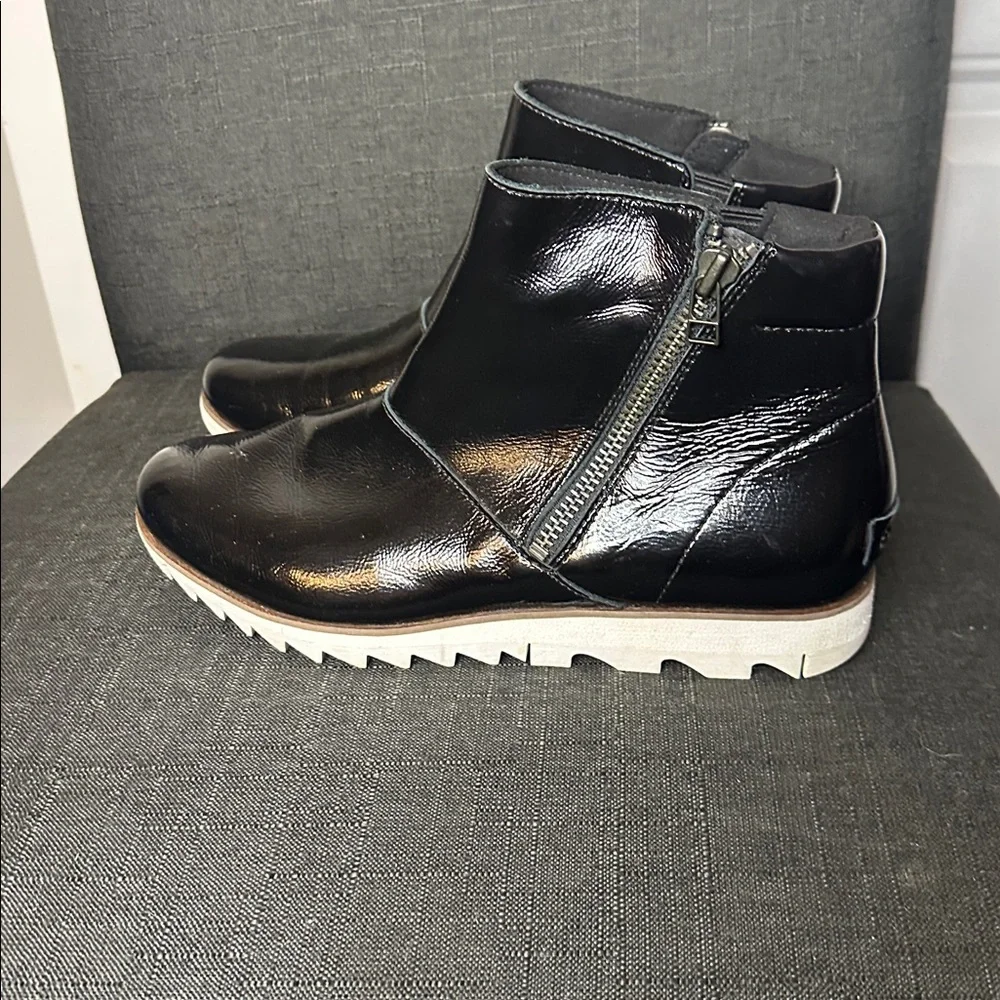 Sorel Harlow Size 9.5 Women's Black Leather Zipper Boots‎